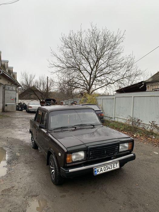 Продам машину ваз 2107