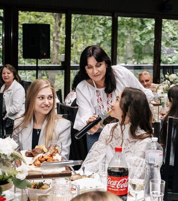 Ведуча,D,J,живий вокал.Київ