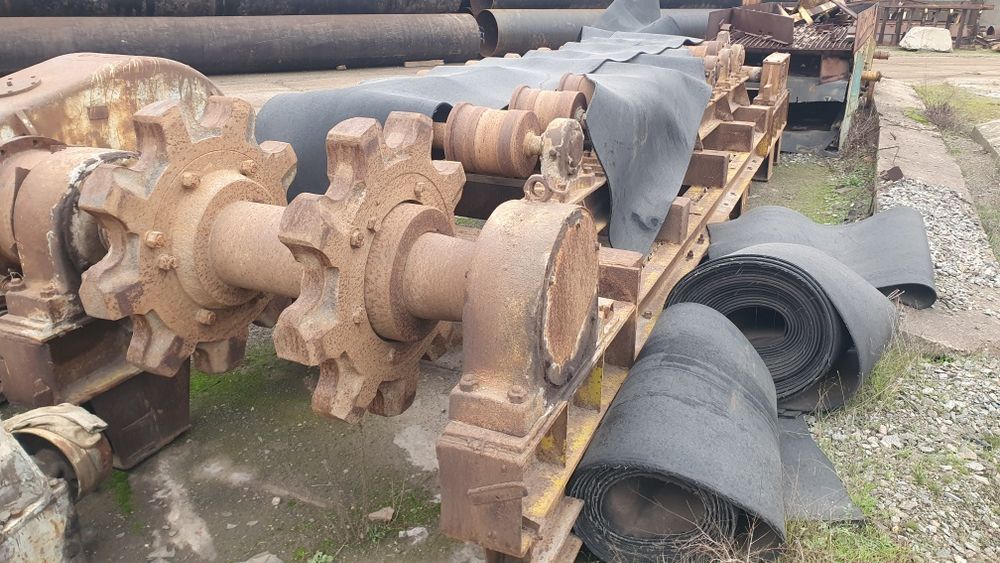 Питатель пластинчатый 2-12-60 с бункером