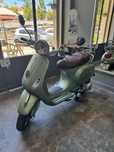 Vespa 125 lx verde