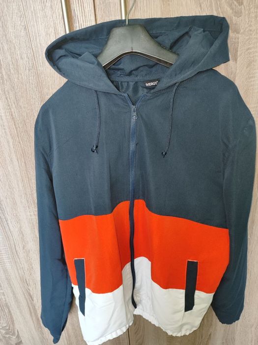 Вітровка легка чоловіча