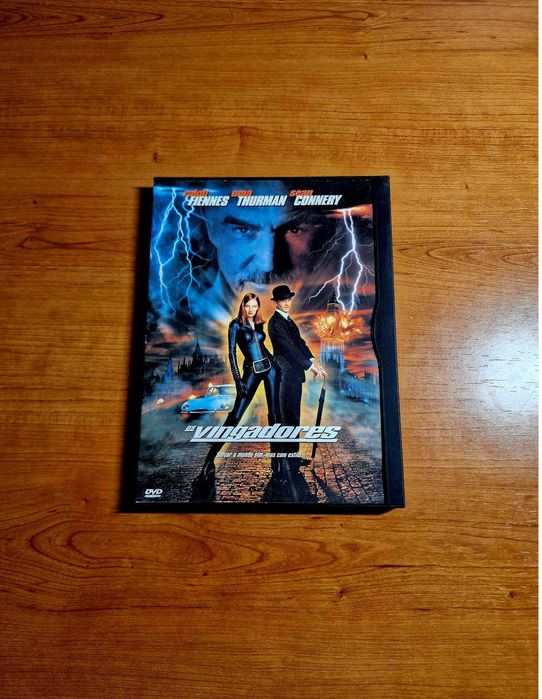 OS VINGADORES (Ralph Fiennes / Uma Thurman / Sean Connery)