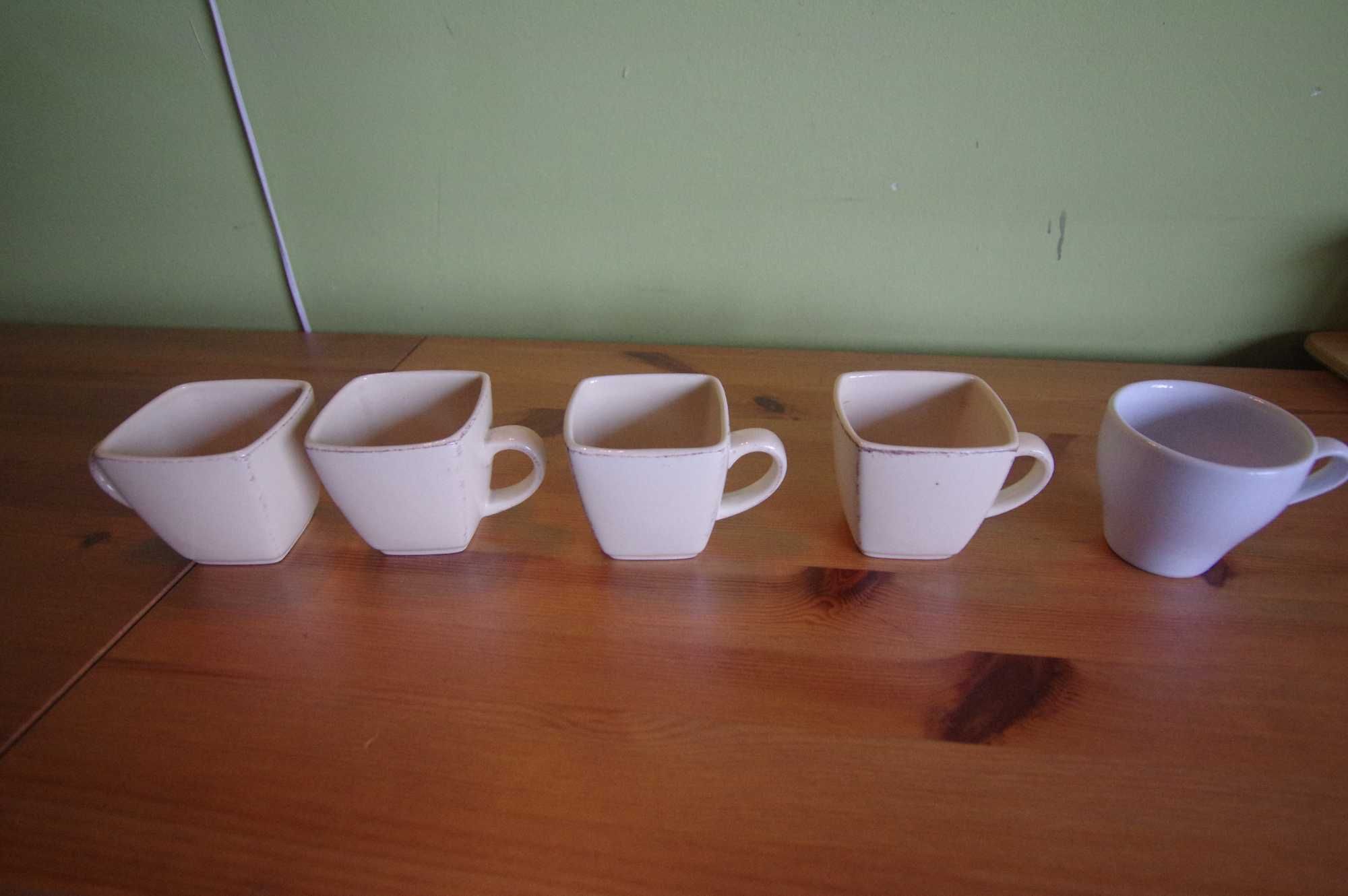 Filiżanki Almi Decor