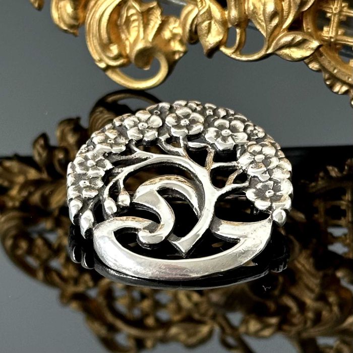 Broszka artystyczna z srebra w stylu secesji wiedeńskiej, próba 925