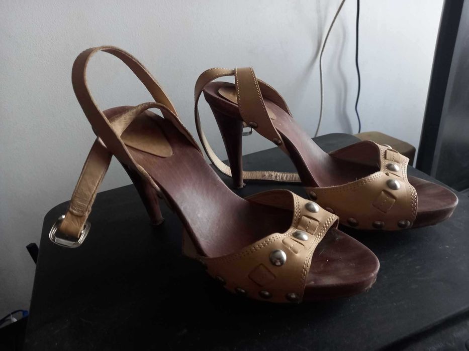 Босоножки женские Dolce gabbana оригинал.