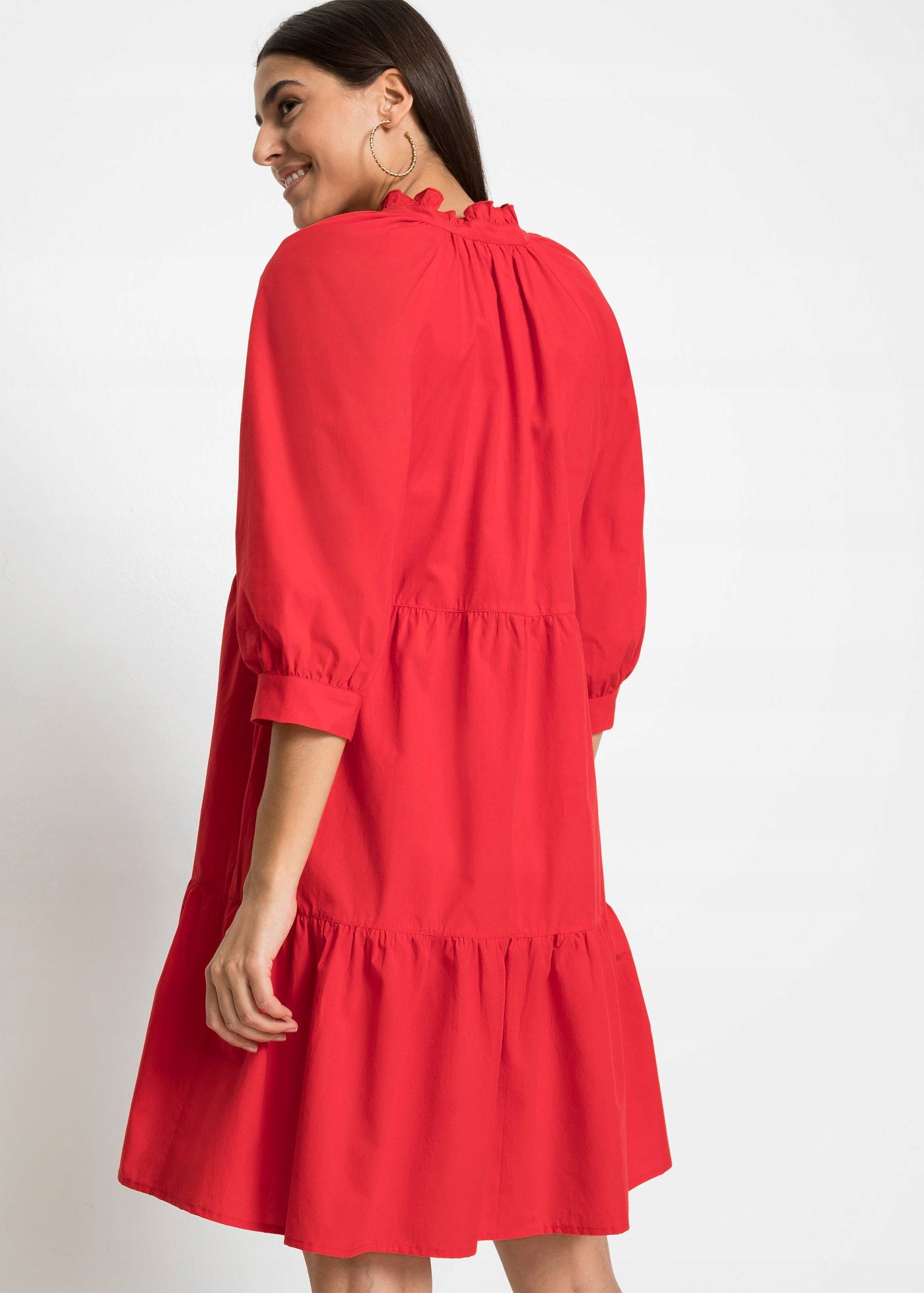 B.P.C sukienka czerwona ze stójką falbany 40.