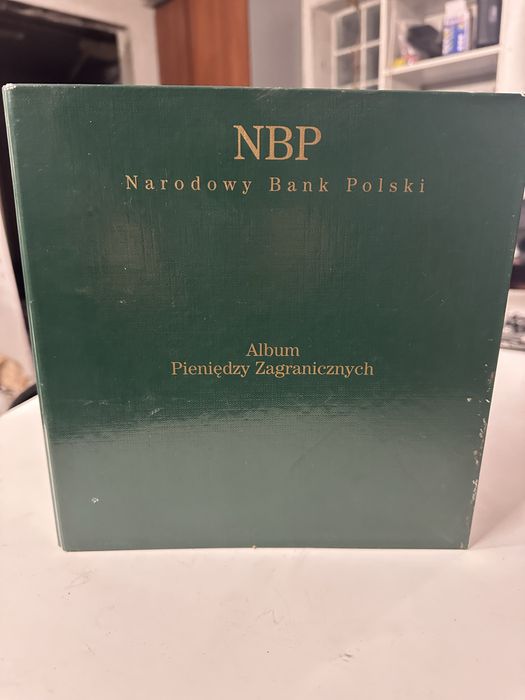 Album pieniędzy zagranicznych NBP wydanie 1999 trzy tomy