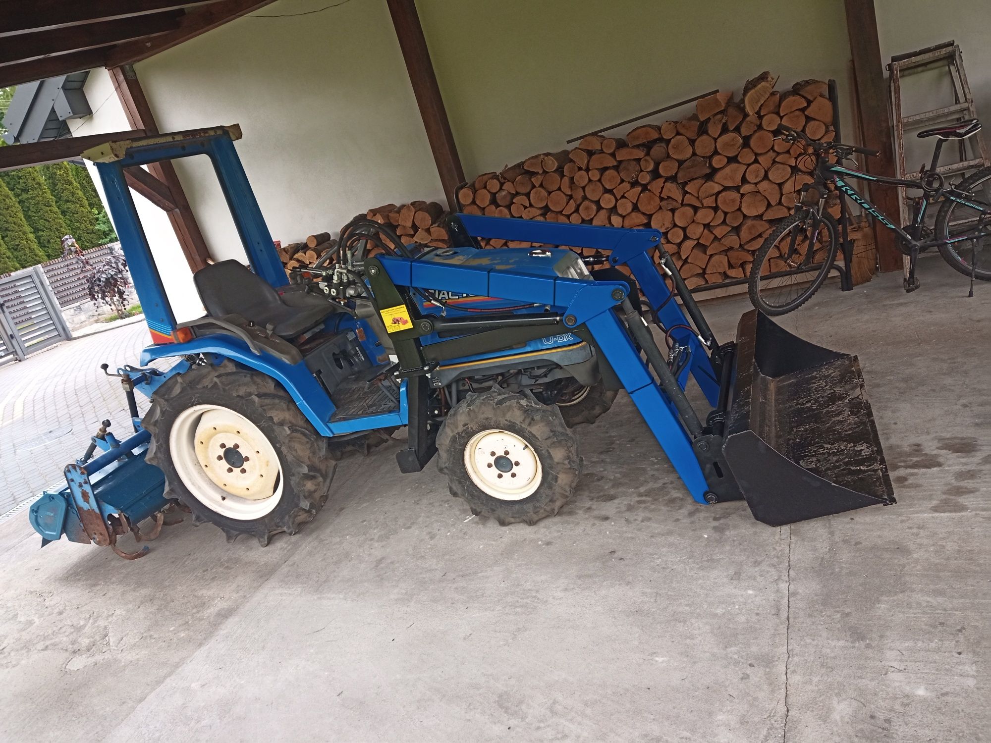 Wynajem usługi mini traktor,ładowarka ,glebogryzarka