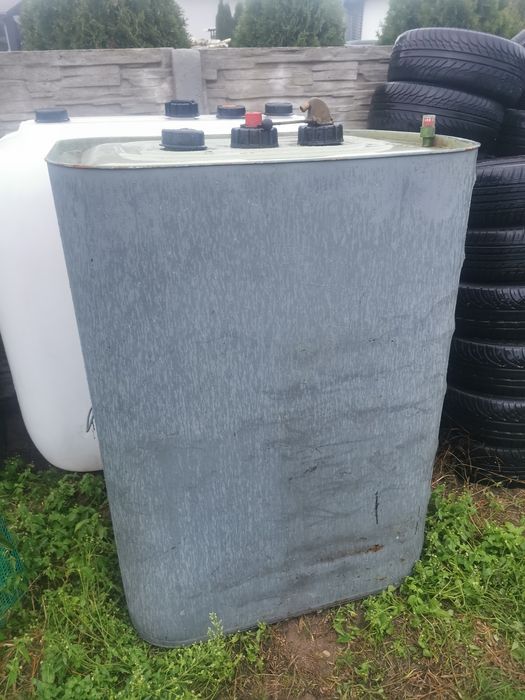 Zbiornik  1000l lub 750l na olej opałowy napedowy