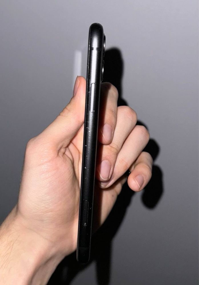 Apple iPhone 11 64GB Black