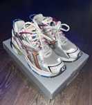 balenciaga runner multicolor