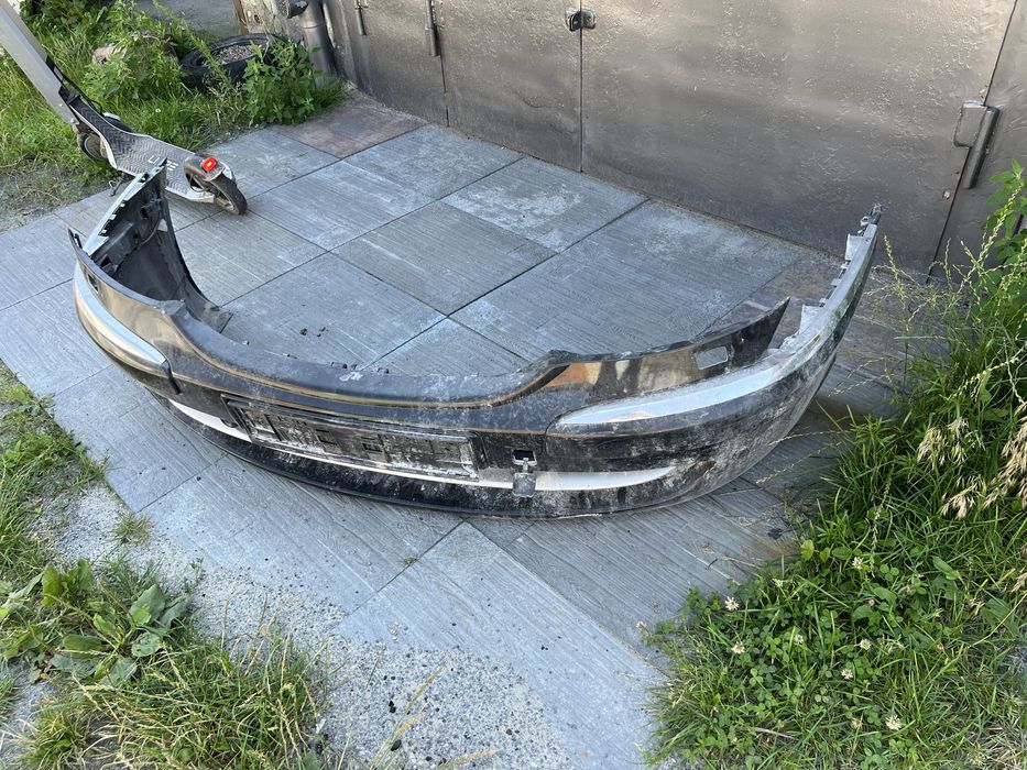 Бампер передній Citroen C8 кришка багажника