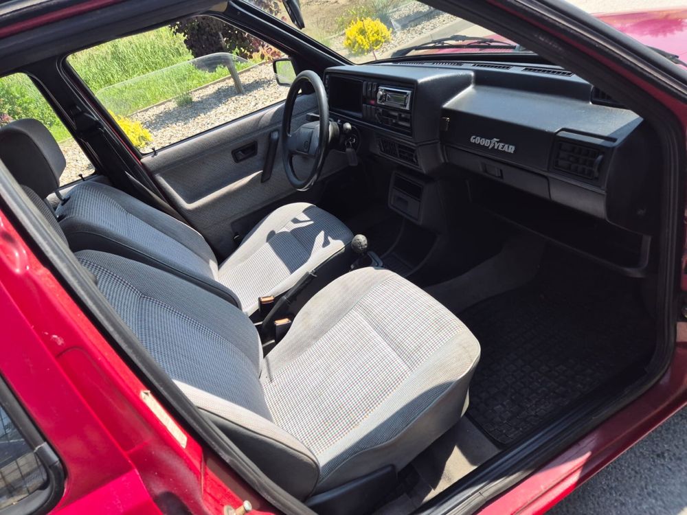 VW Golf 2,  Bezwypadkowy 1.3 benzyna