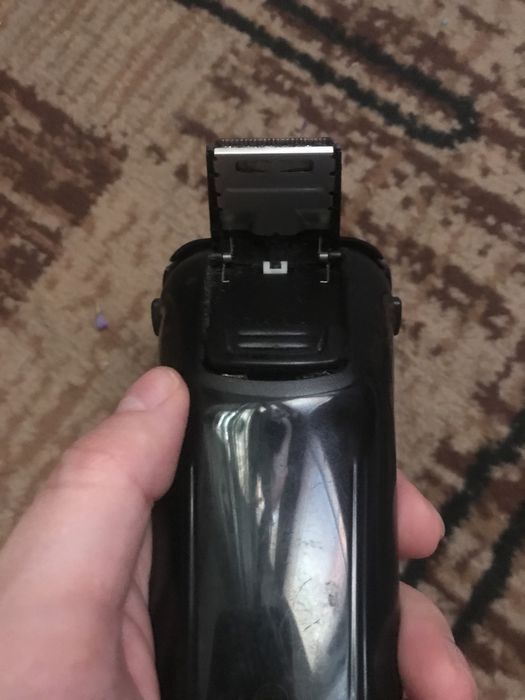 Електро бритва remingron