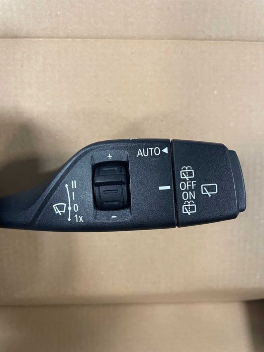 9368597 Перемикач підрульовий - BMW F45 F46 F48