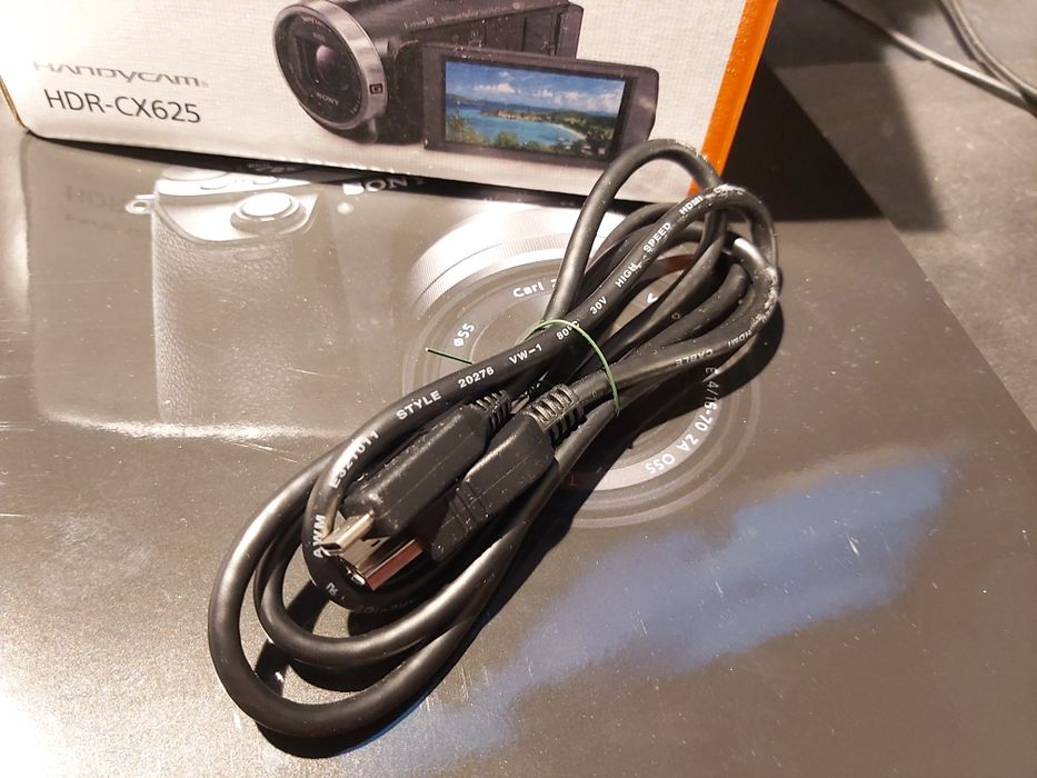 Kamera cyfrowa SONY HDR CX625 Z GWARANCJĄ.