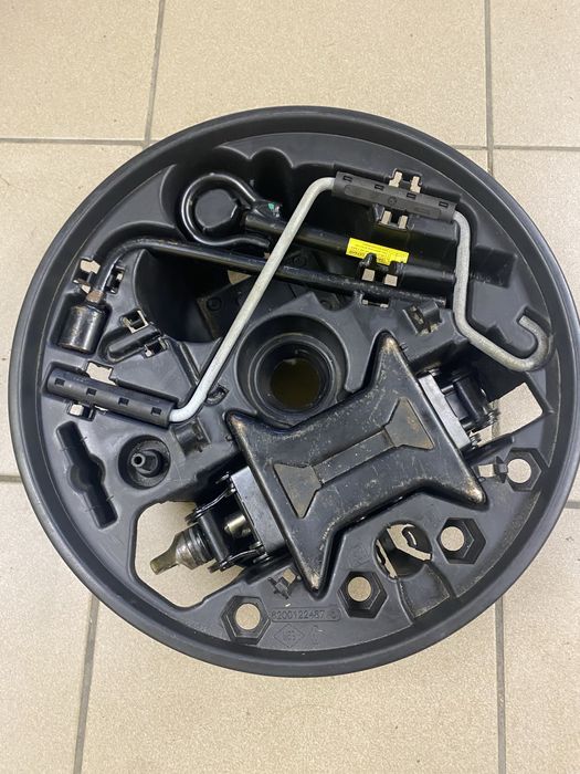 Домкрат Renault clio 8200122487