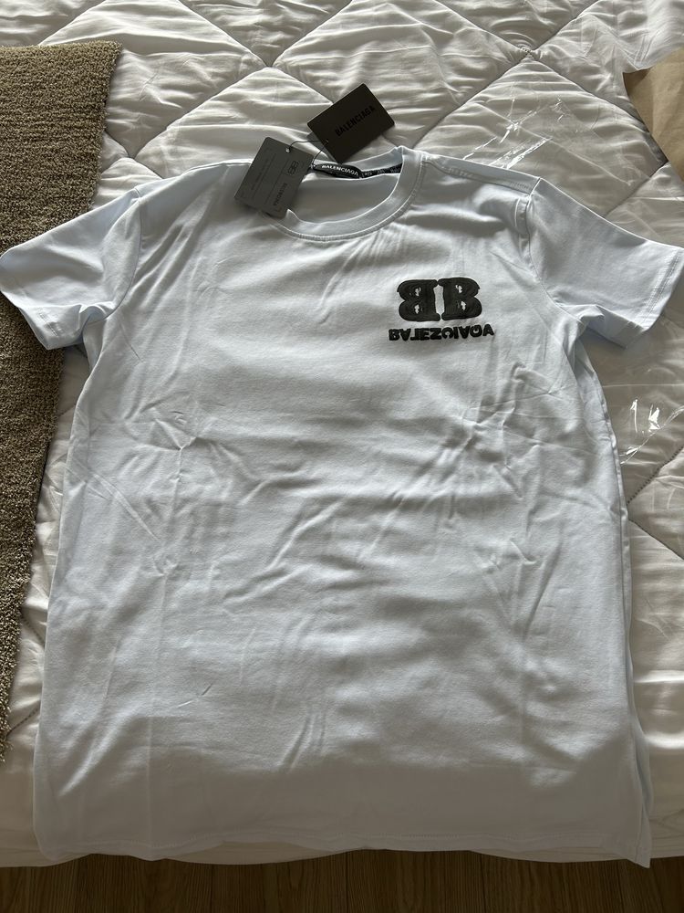 T-shirt Balenciaga Branca