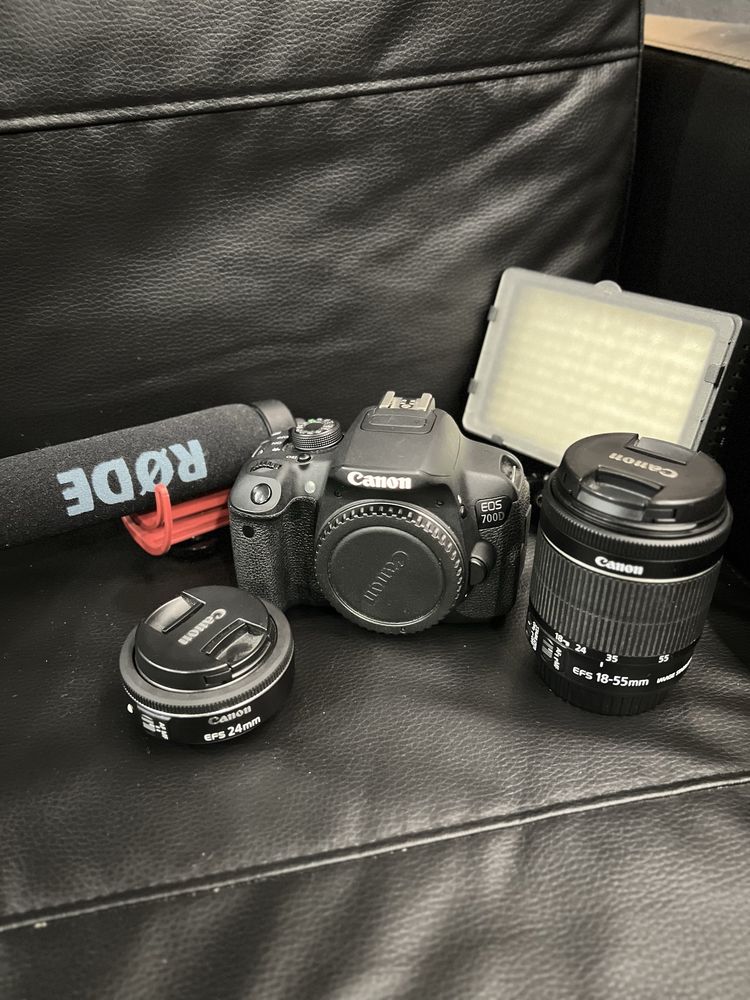 Canon EOS 700D