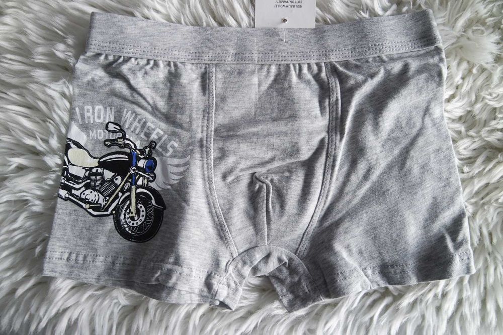 Super Bokserki chłopięce rozmiar 122/128