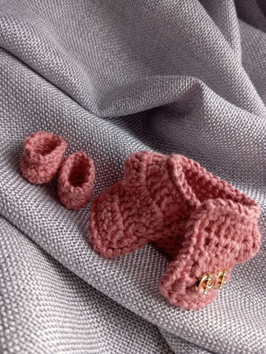 Lalka na szydełku. Zabawka bezpieczna. Laleczka maskotka. Amigurumi.