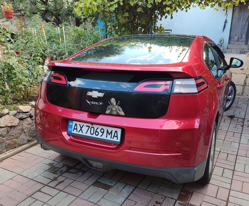 Chevrolet Volt 2012 год