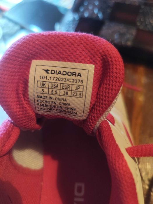 Кросівки Diadora ботинки