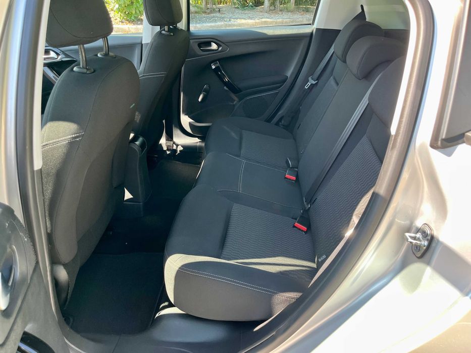 Peugeot 208 1.6 BlueHDi Style