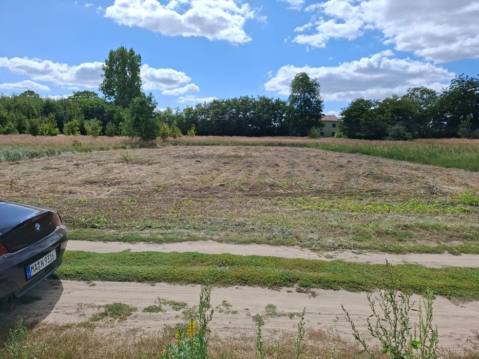 8,8 Ara ładnie położona wykoszona działka budowlana  z  WZiZT / ME