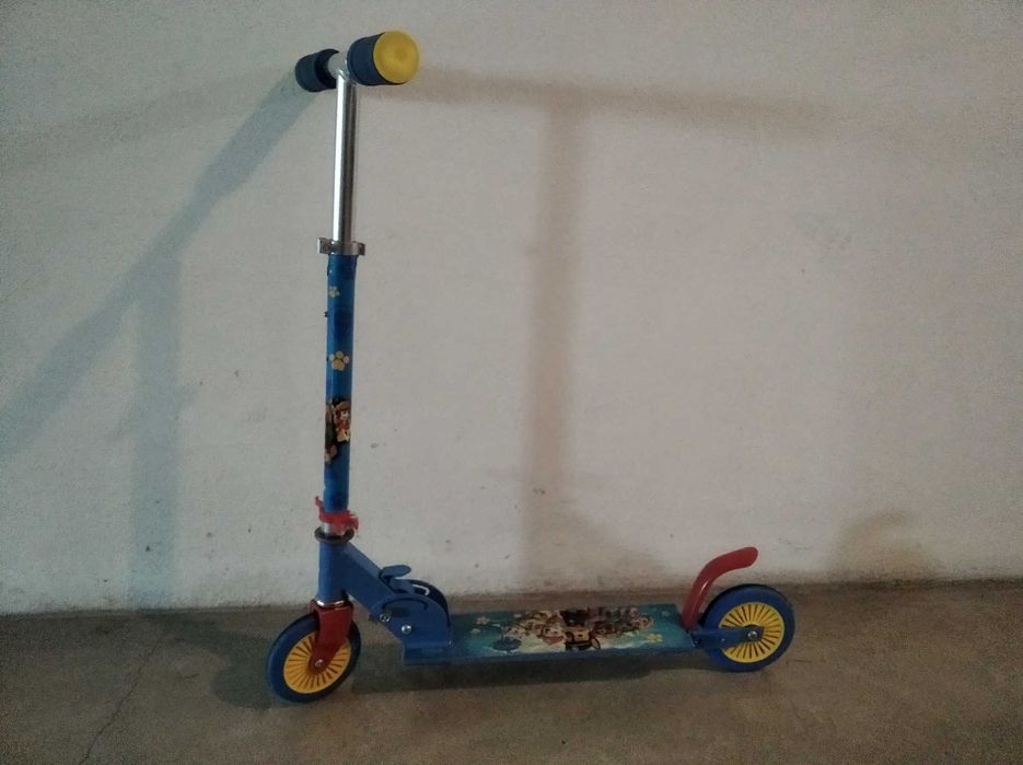 Trotinete Patrulha Pata dobrável e ajustável em altura