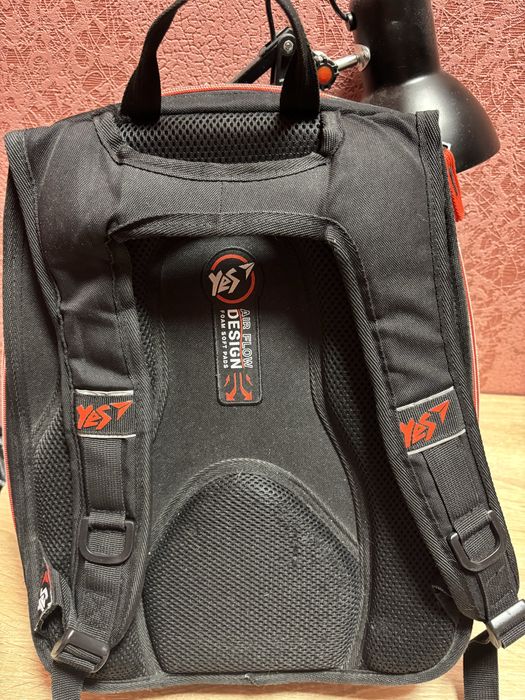 Рюкзак школьный  Yes