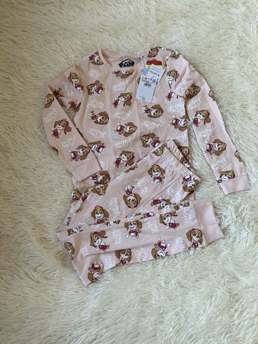 Nowa piżama Psi Patrol Reserved 122/128