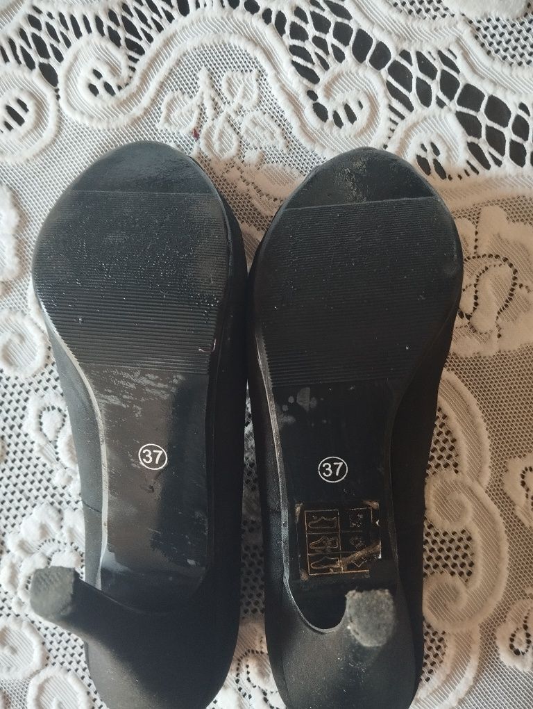 Buty damskie szpilki