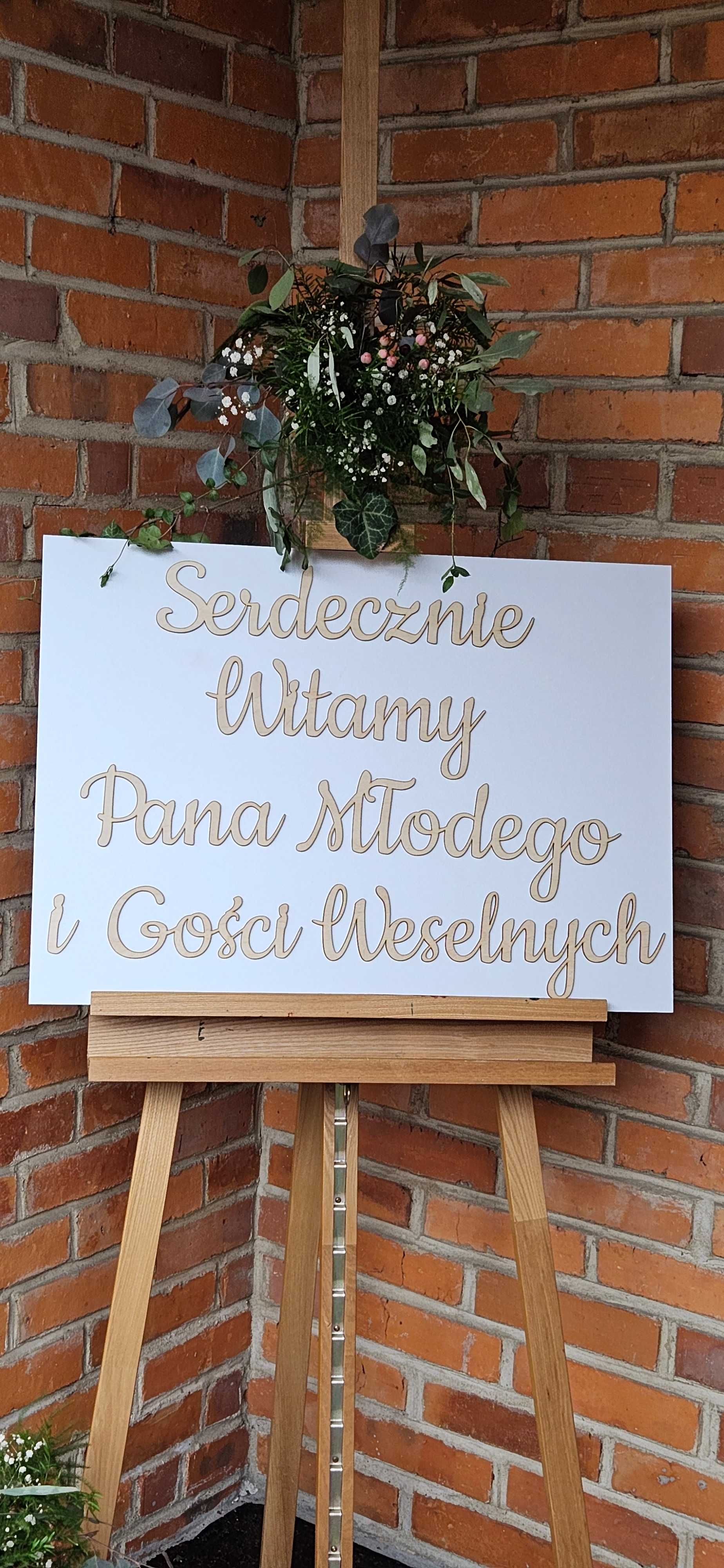 witamy pana młodego i gości  tablica powitalna wesele dom rodzinny
