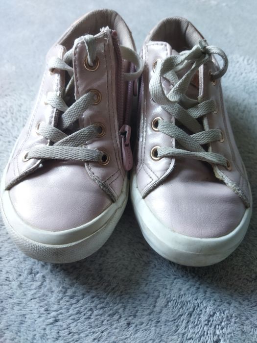 Buty dla dziewczynki 31