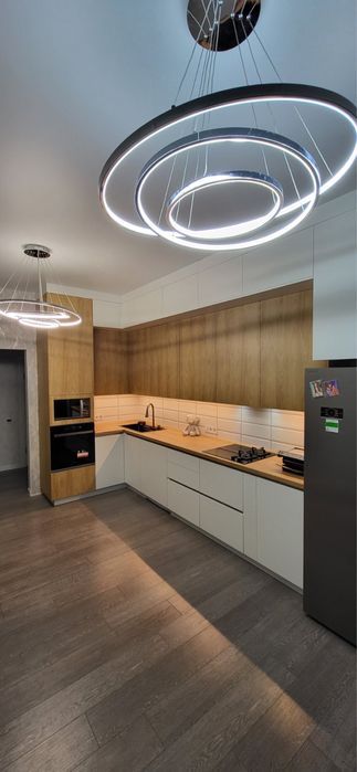 Кухні на замовлення