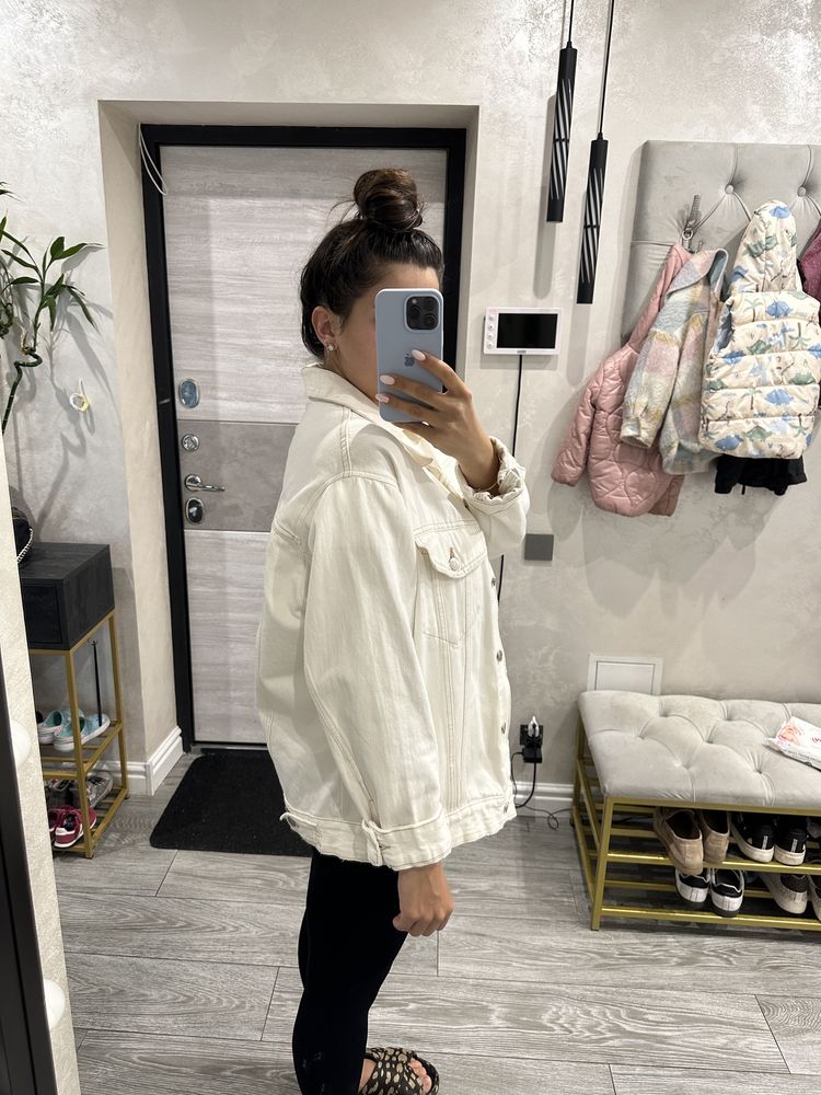 Куртка Zara , джинсова куртка, Зара