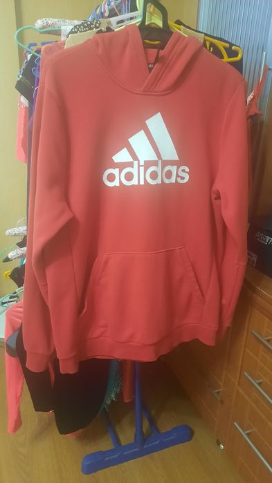 Продам спортивний реглан