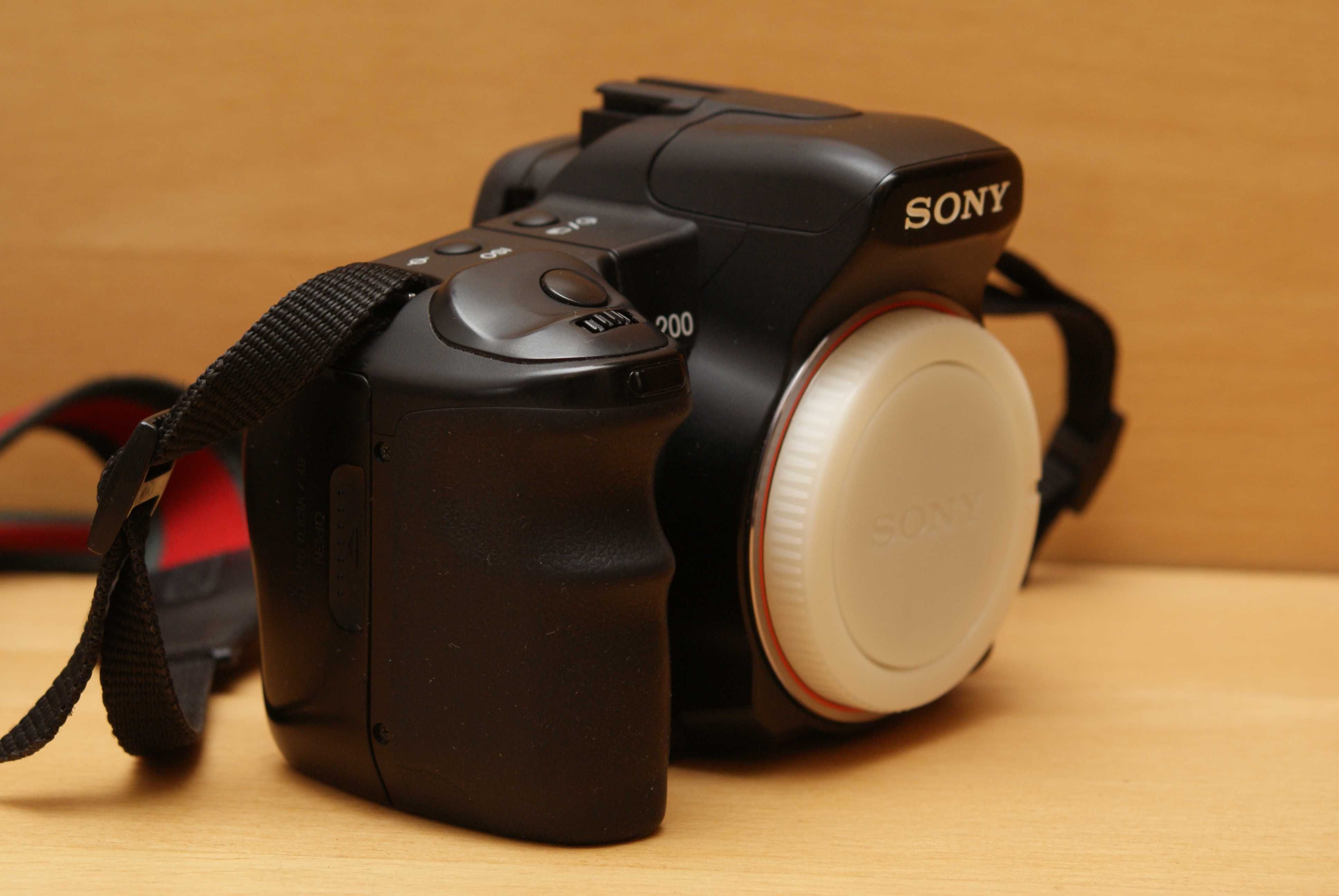 Sony Alpha 200 body aparat fotograficzny.