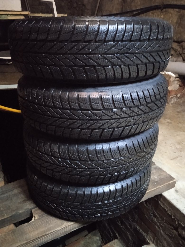 Продам колёса в сборе Gislaved Evro frost 5 175/70/14r зима