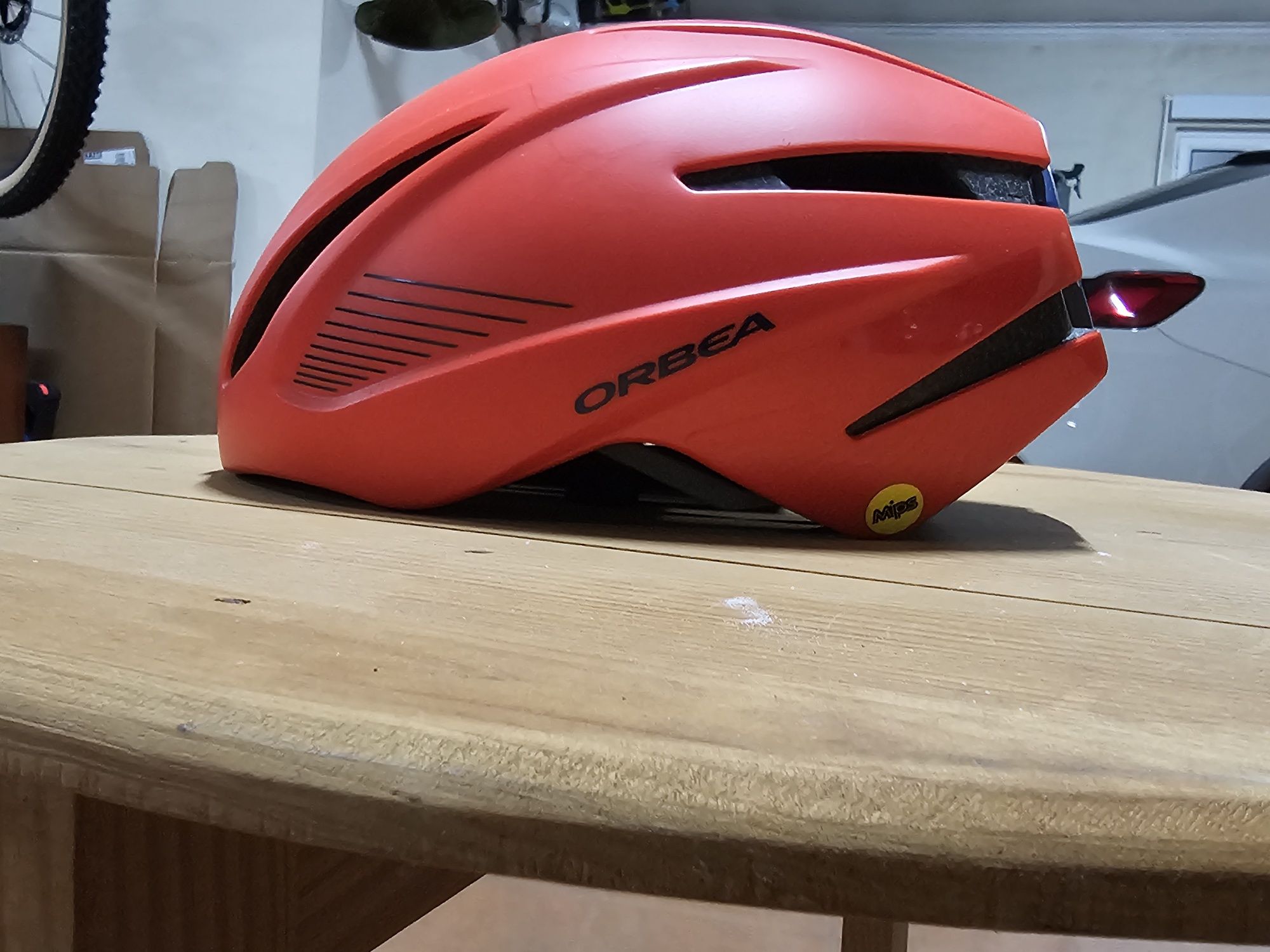 Capacete R10 aero