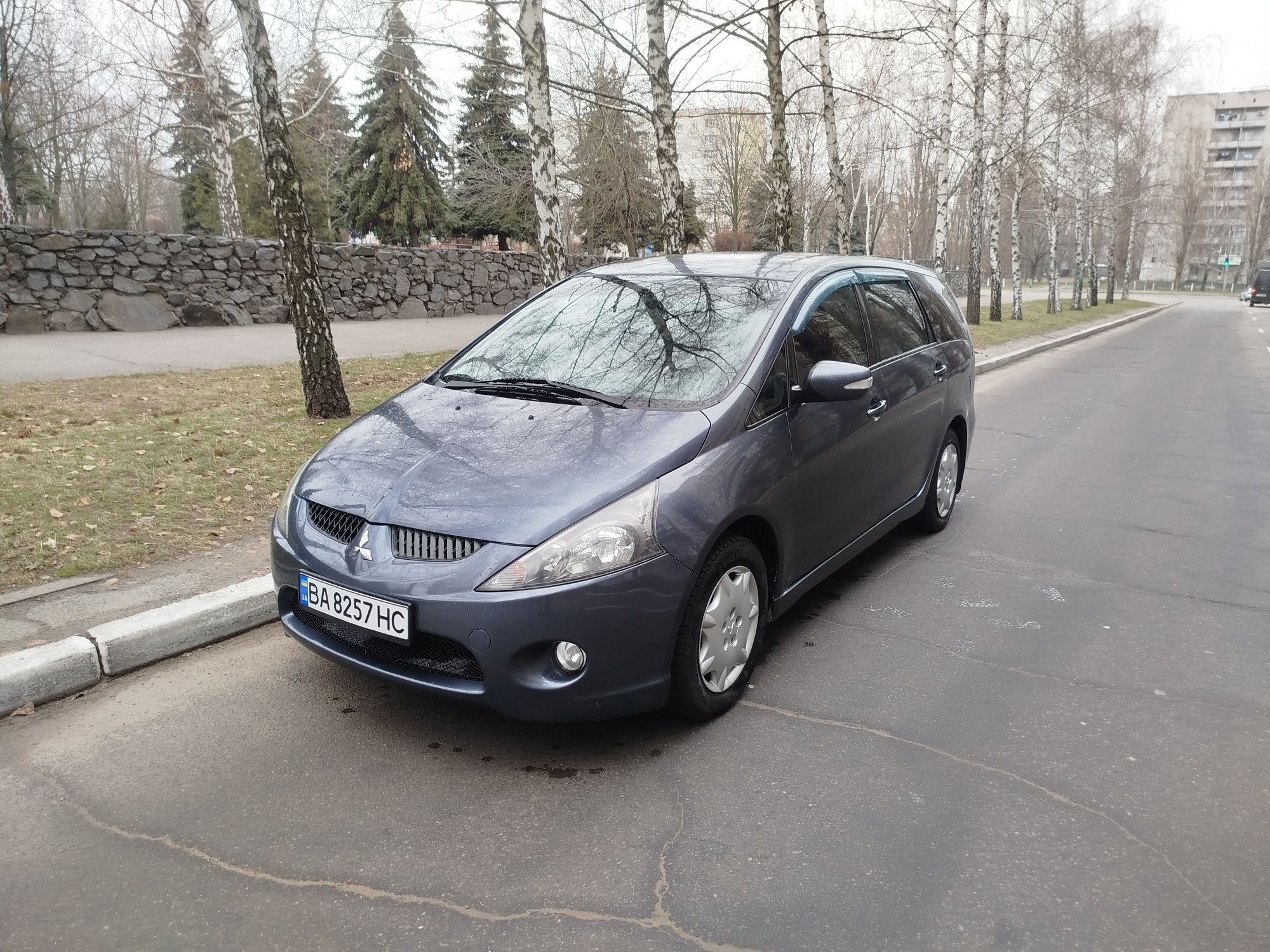 Mitsubishi Grandis