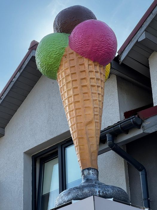 Ekspozytor lód lody figura reklama lodziarnia