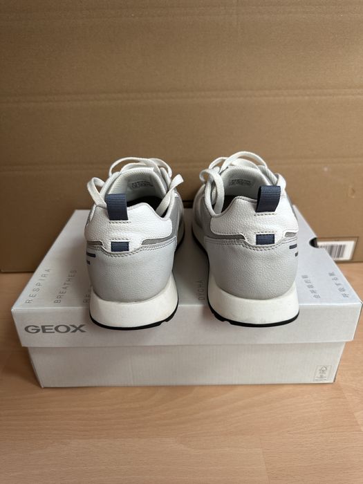 Białe szare czarne buty Geox 43