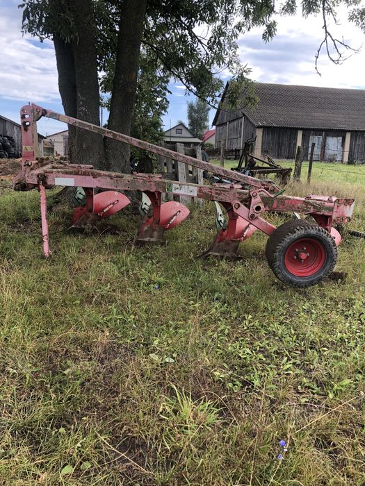 Sprzedam pługi 4 plus 1