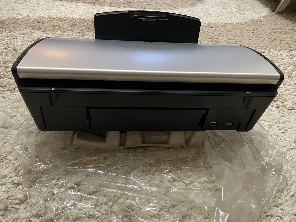 Продам принтер HP Deskjet D4263
