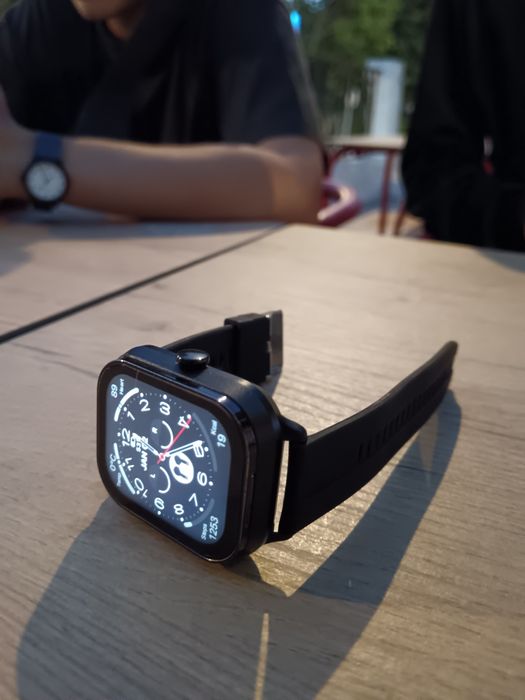 Relogio smartwatch com fones integrados