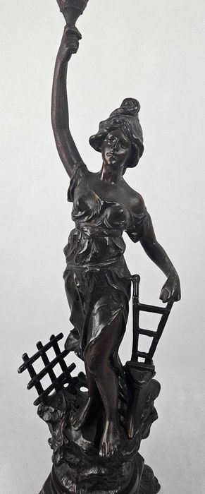 Figuralna lampa naftowa DEMETER  alegoria rolnictwa Francja - Antyk