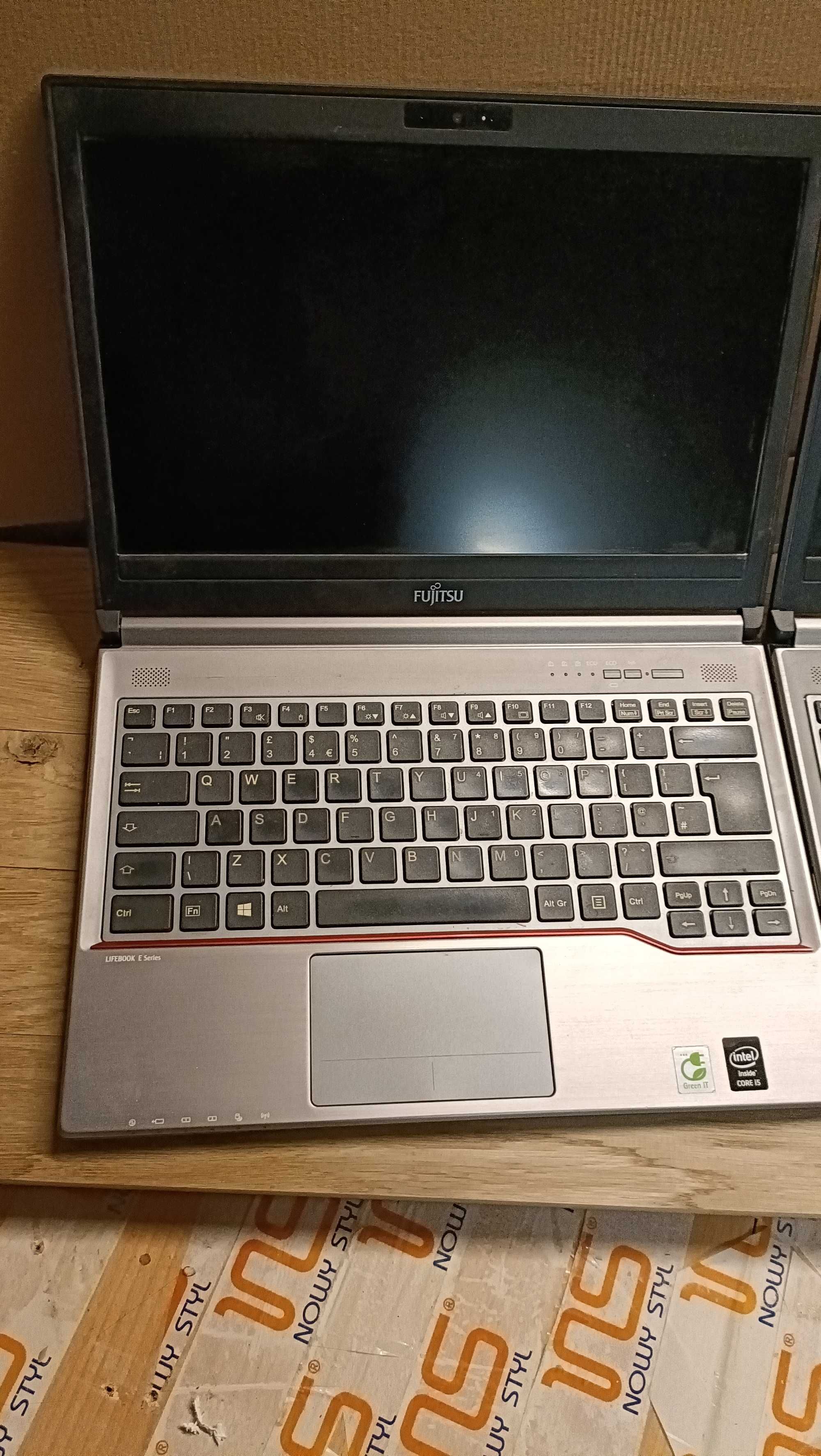 Fujitsu E734 (2szt uszkodzone)