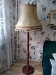 Lampa stojąca retro